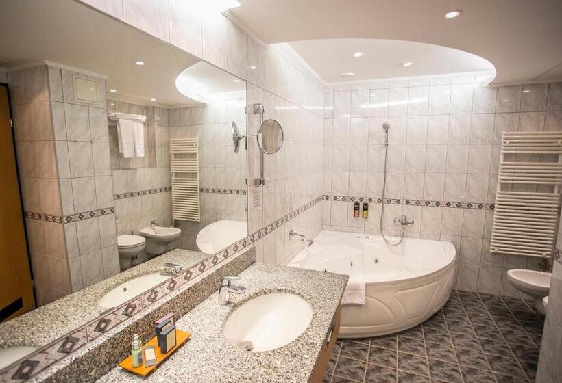 デラックススイート, Lotus Therme Hotel & Spa