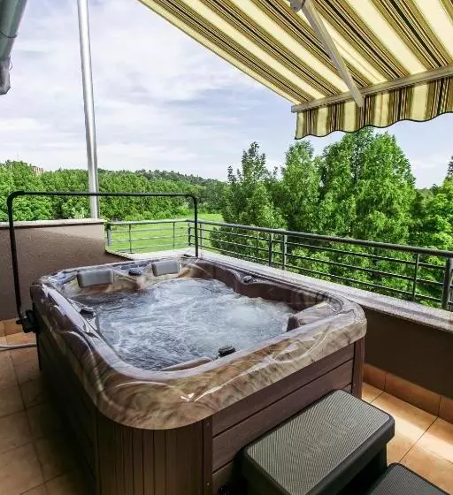 デラックススイート, Lotus Therme Hotel & Spa