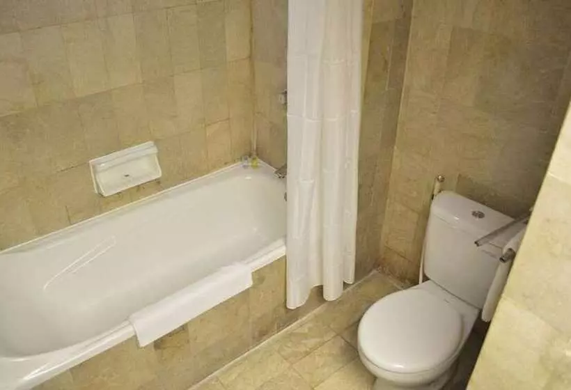 اتاق لوکس, New Saphir Yogyakarta