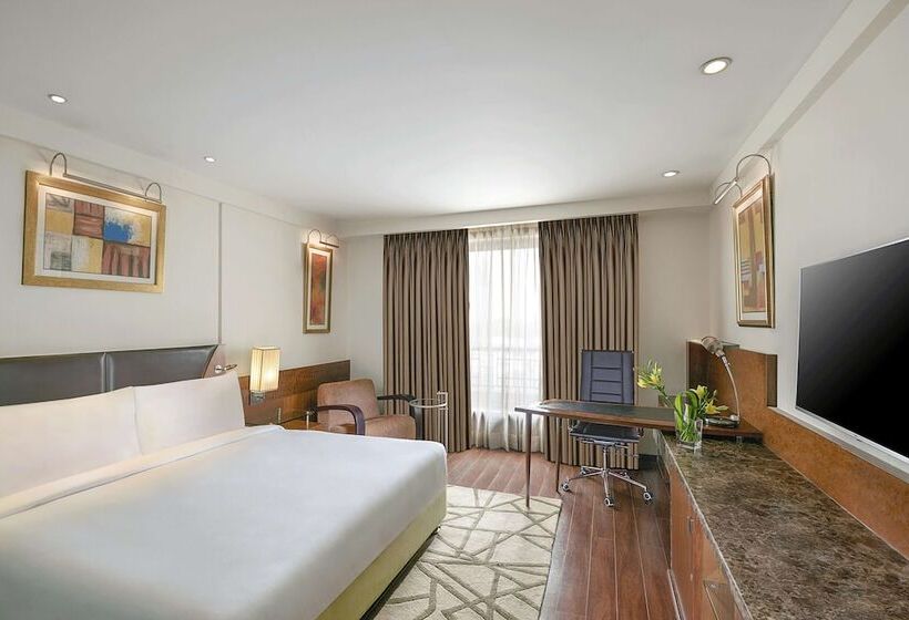 スーペリアールーム, Radisson Blu Plaza Delhi Airport