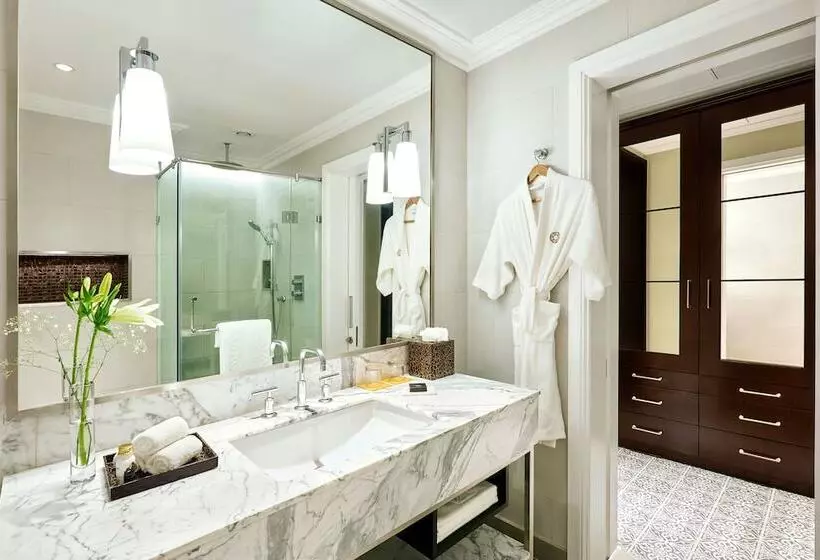 デラックスルーム, Taj Connemara, Chennai