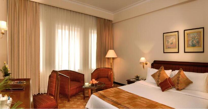 غرفة سوبيريور, Peerless Hotel Kolkata