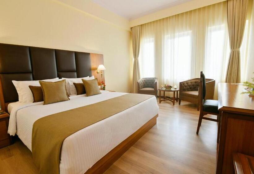غرفة ديلوكس, Peerless Hotel Kolkata