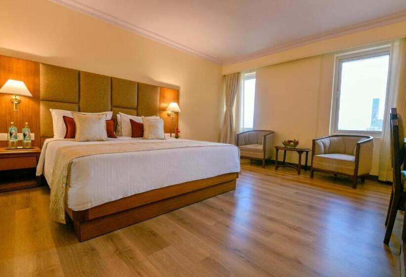 جناح, Peerless Hotel Kolkata