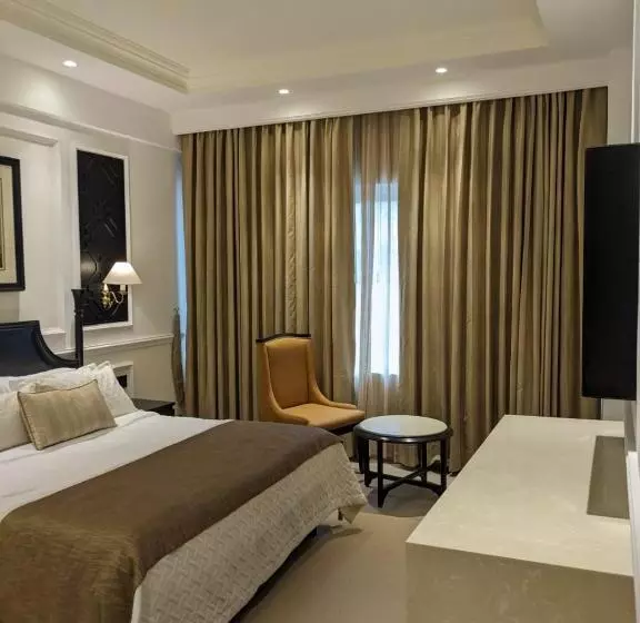 Club Room