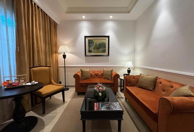 俱乐部套间, Peerless Hotel Kolkata