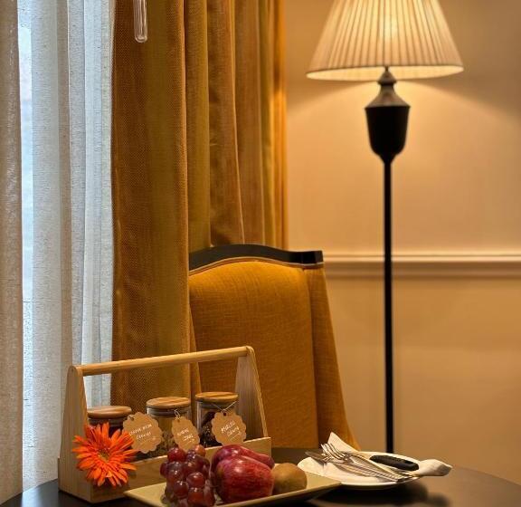 جناح كلوب, Peerless Hotel Kolkata