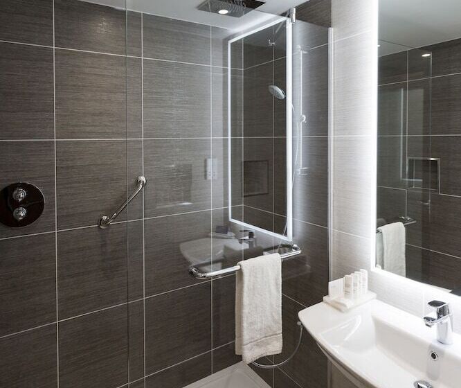 חדר משפחתי, Radisson Blu Hotel Dublin Airport