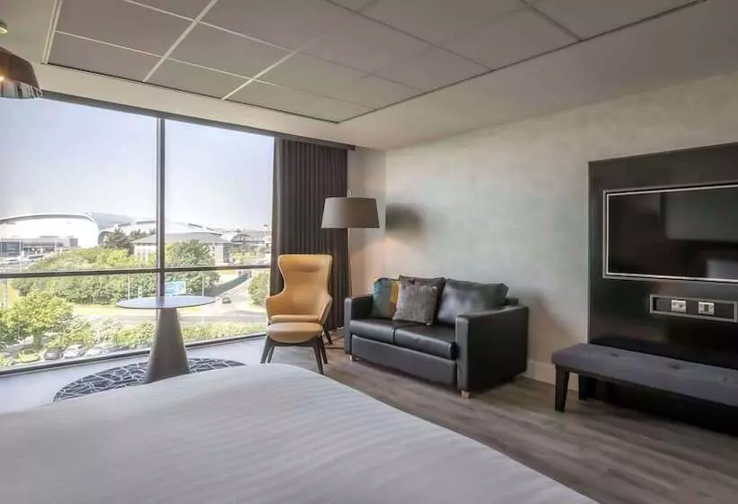 سوییت جونیور, Radisson Blu Hotel Dublin Airport