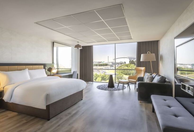 סוויטת ג'וניור, Radisson Blu Hotel Dublin Airport