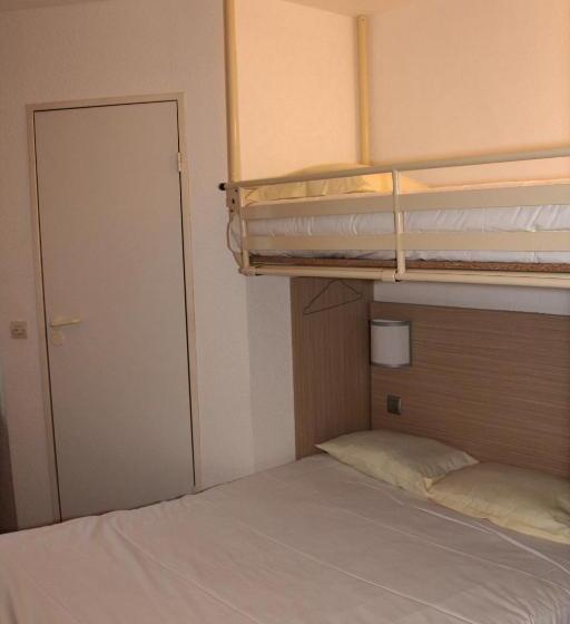 スタンダードトリプルルーム, Fasthotel Montereau   Esmans