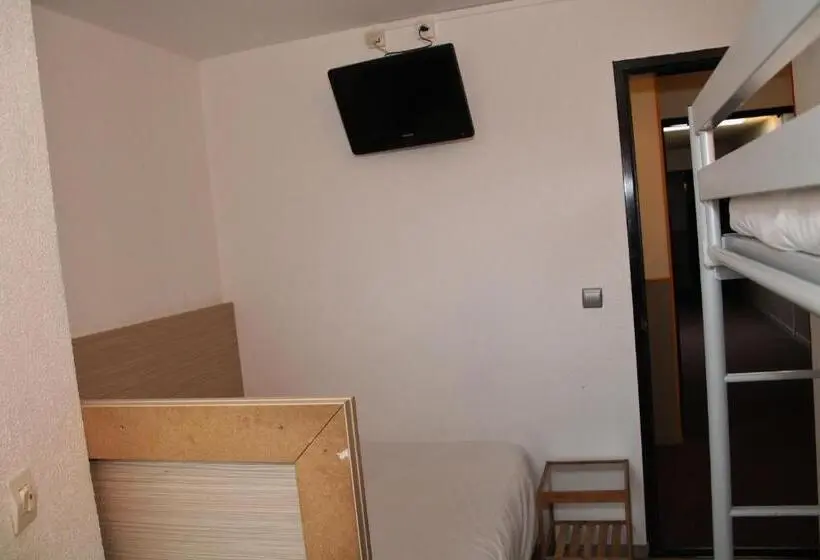 スタンダード４人部屋, Fasthotel Montereau   Esmans