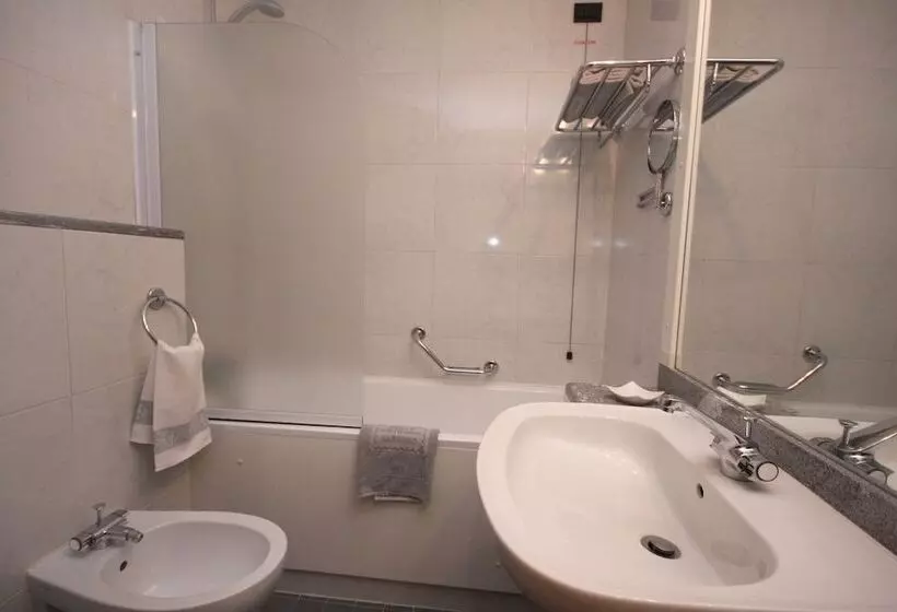Standard-huone, Della Rotonda