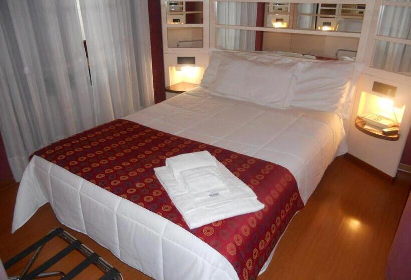 Camera Standard Individuale, Amadeus E Teatro