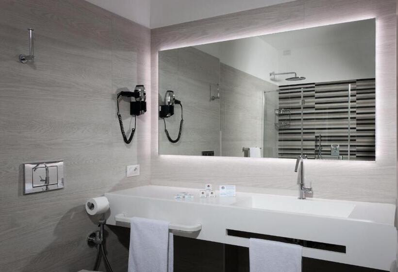 舒适型房间, Aurora