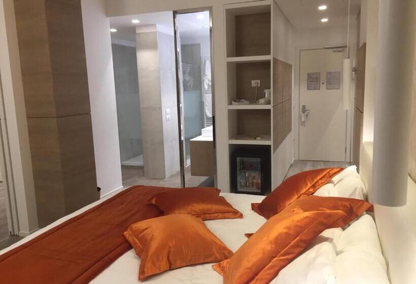 海景套房, Aurora