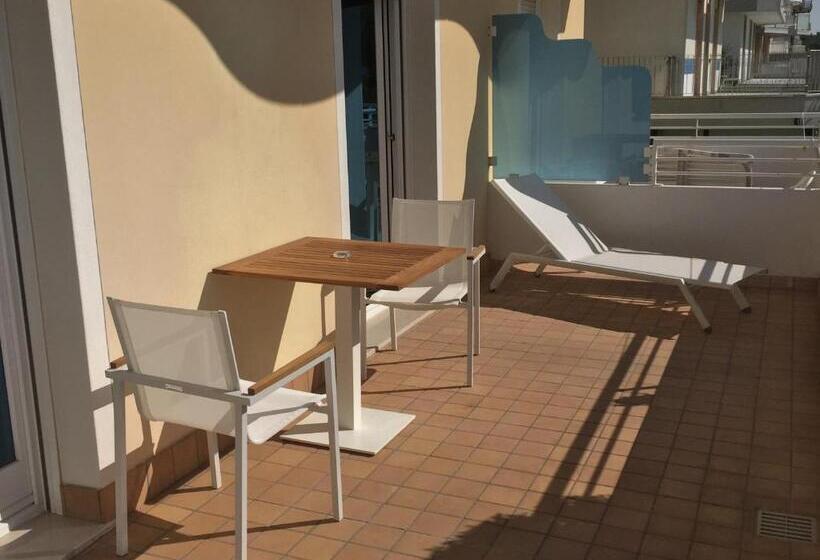 海景套房, Aurora