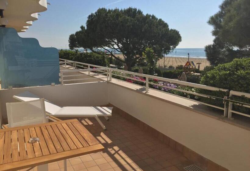 小型套房带海景, Aurora