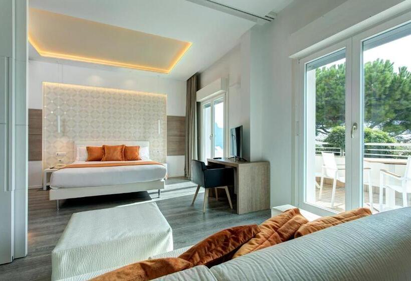 海景套房, Aurora