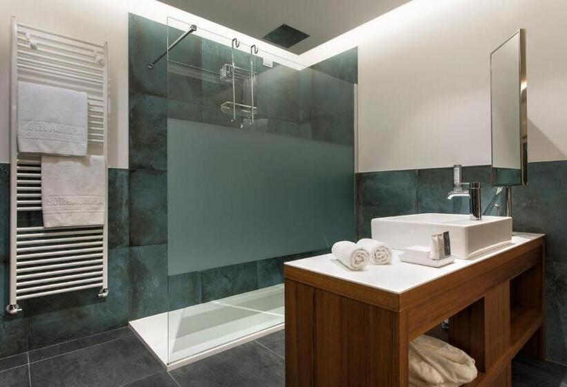 小型套房带海景, Aurora