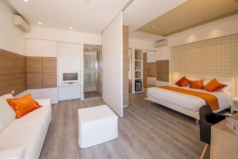 海景套房, Aurora