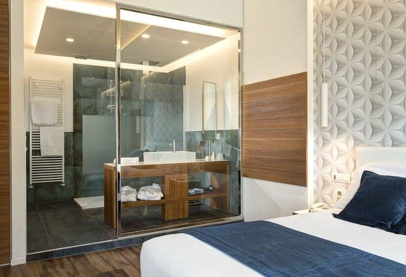 小型套房带海景, Aurora