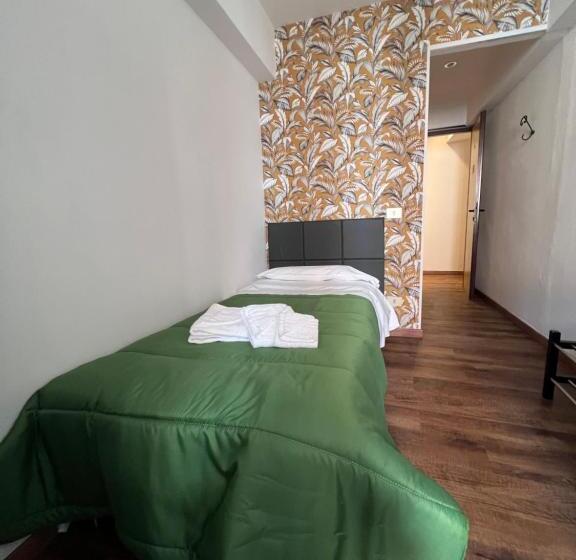 Chambre Standard Individuelle, Brenta