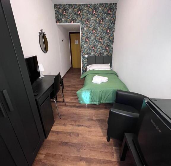 Chambre Standard Individuelle, Brenta