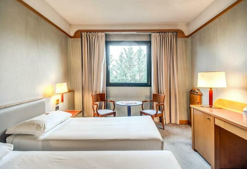 スタンダードシングルルーム, Della Rotonda