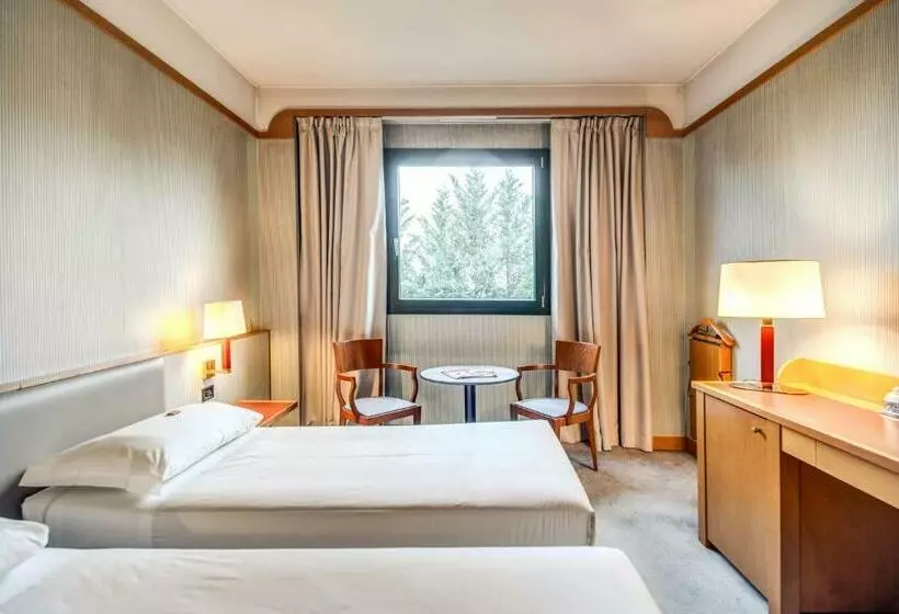 Standard-huone, Della Rotonda