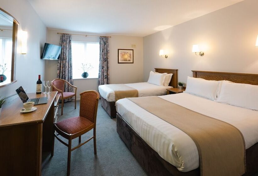 חדר סטנדרט, Downhill Inn