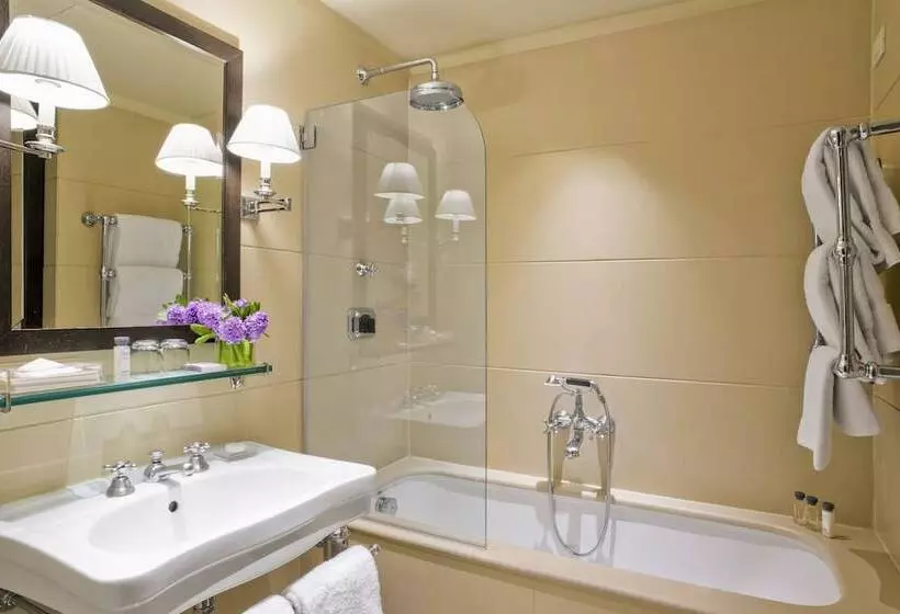 اتاق لوکس, Gallery Hotel Art Lungarno Collection