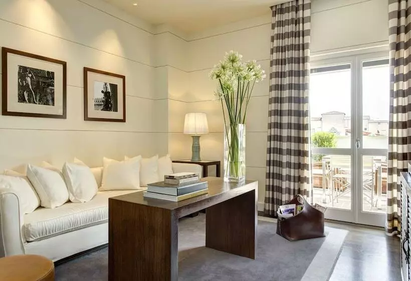 سوئیت پنت هاوس, Gallery Hotel Art Lungarno Collection