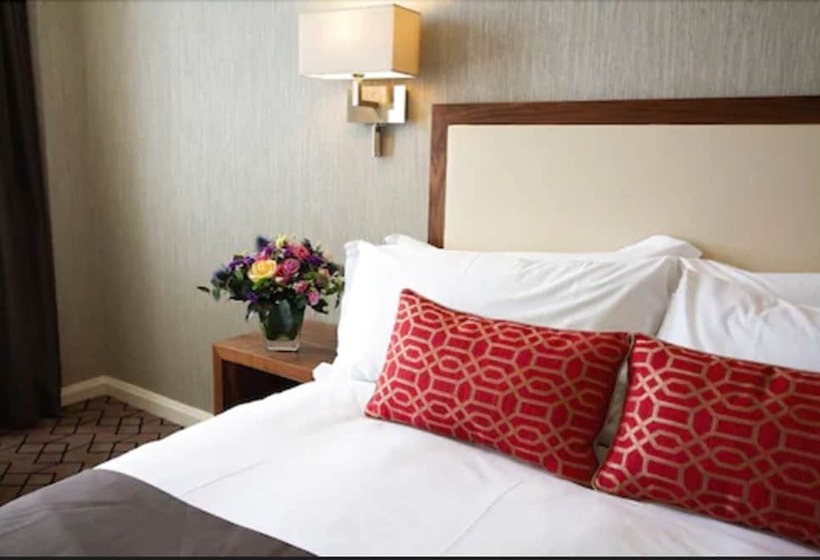 غرفة قياسية, The Victoria