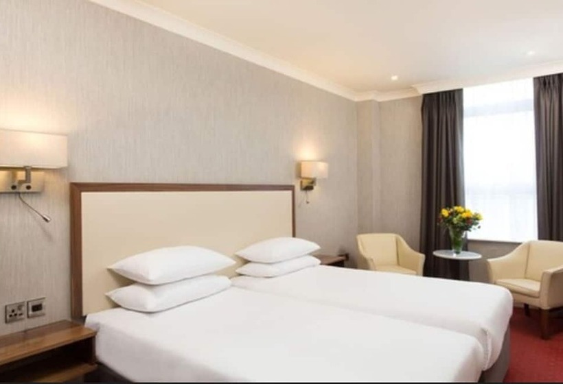 غرفة قياسية, The Victoria