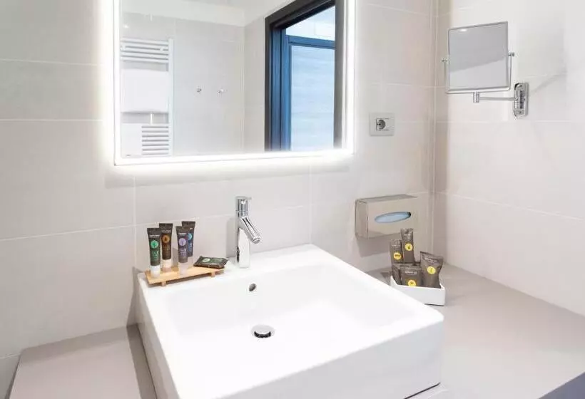 سوییت جونیور, Novotel Parma Centro