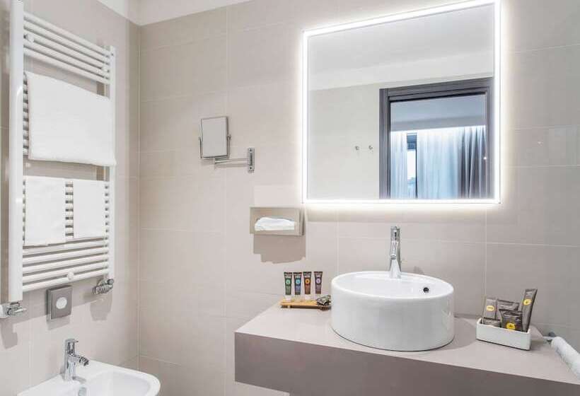 اتاق سوپریور, Novotel Parma Centro