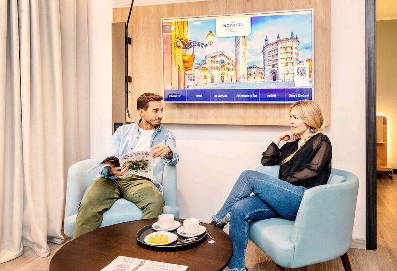سوییت جونیور, Novotel Parma Centro