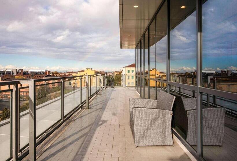 سوئیت پرزیدنت, Novotel Parma Centro