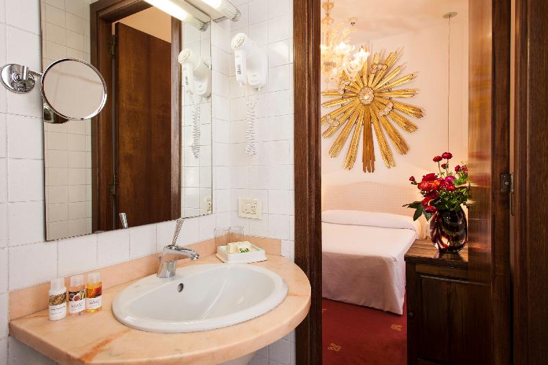 StandaardKamer, Columbia