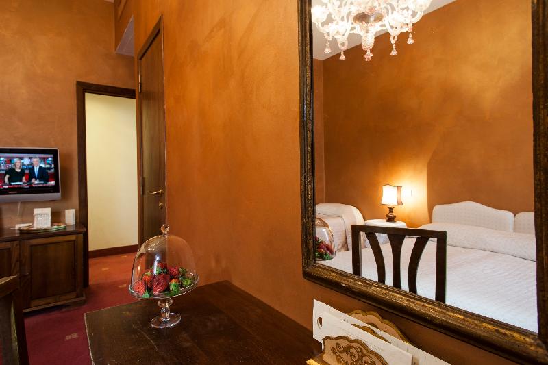 Standaard Driepersoonskamer, Columbia