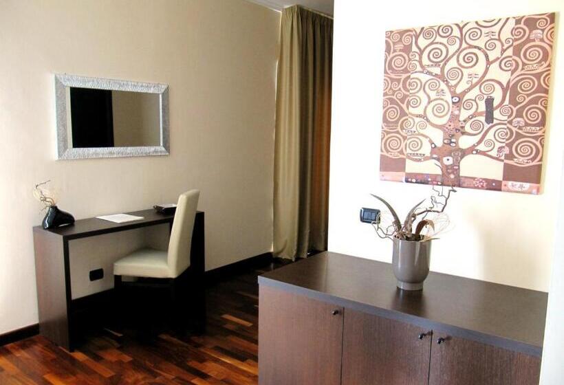 סוויטה, Garden