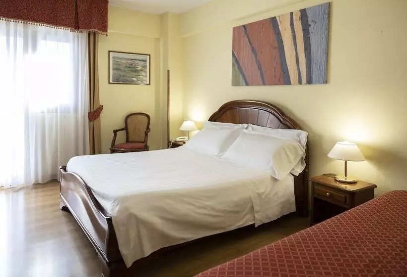اتاق استاندارد سه نفره, Grand Hotel Del Parco