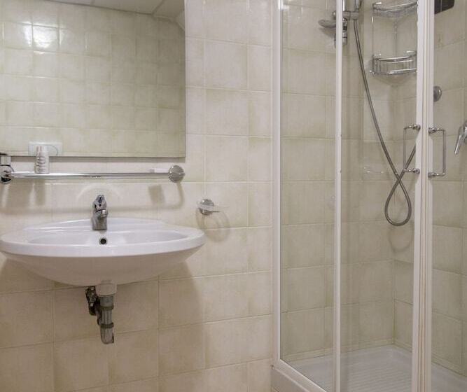 4인용 스탠다드 룸, Grand Hotel Del Parco