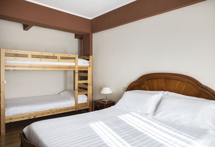 اتاق استاندارد چهار تخته, Grand Hotel Del Parco