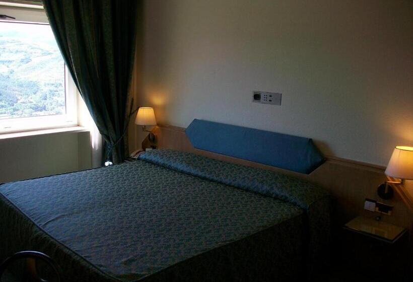 اتاق استاندارد, Grande Albergo Potenza