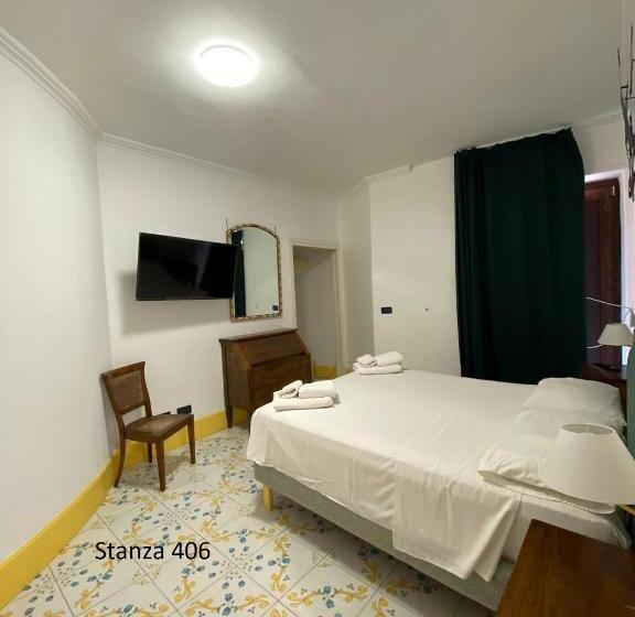 חדר דלוקס לשלושה עם נו לים, Il Gabbiano Palinuro