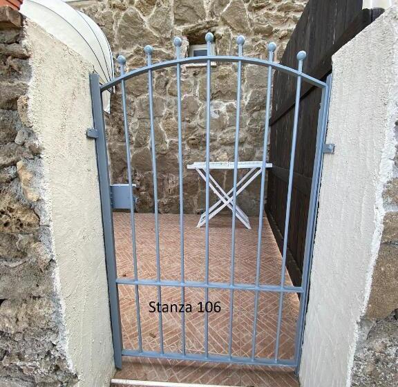 חדר לארבעה סטנדרטי עם נוף לגינה, Il Gabbiano Palinuro