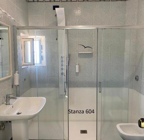 חדר סטנדרט לארבעה נוף לים, Il Gabbiano Palinuro