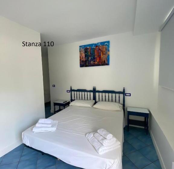 חדר אקונומי לארבעה, Il Gabbiano Palinuro